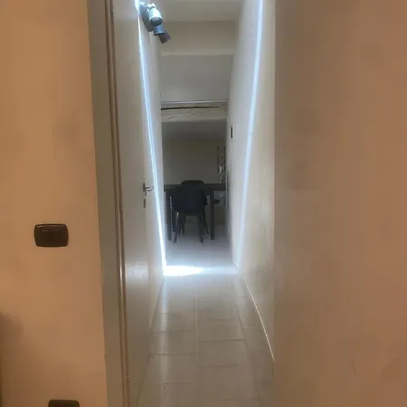 公寓 Little Loft On Roofs